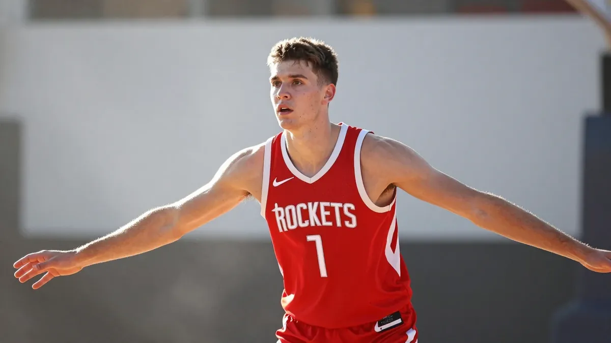 Houston Rockets dominate Mavericks in preseason opener behind Sengun's triple-double