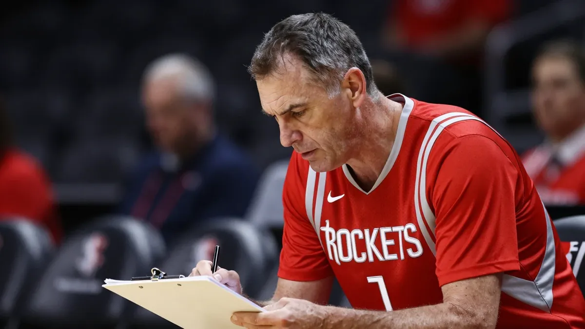Hall of Fame coach Mike D'Antoni discusses adapting his system to the current Houston Rockets' young core and a possible...