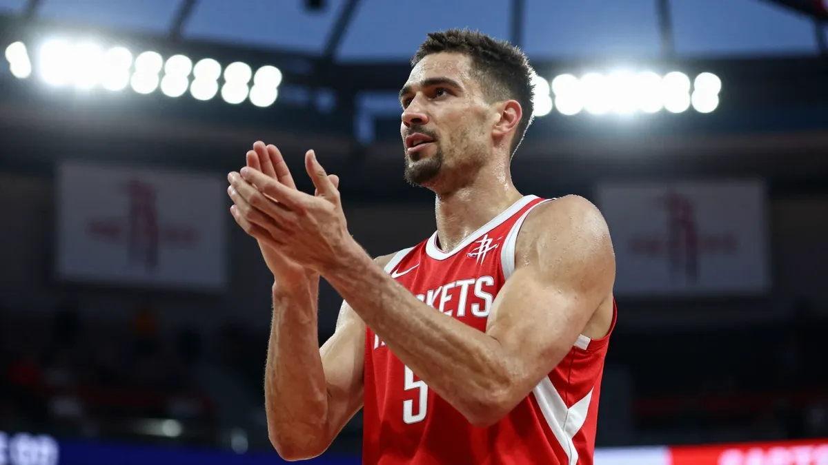 Fred VanVleet returns as Houston Rockets open preseason in China